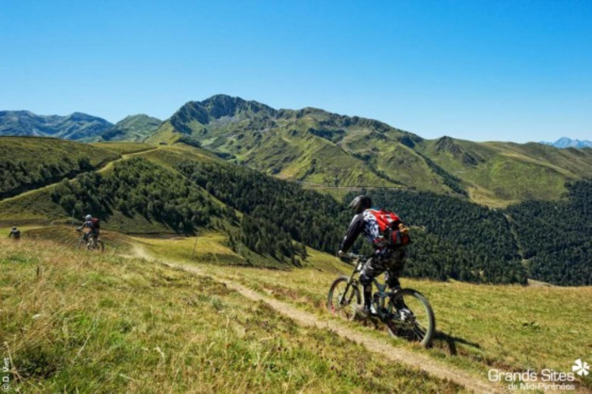 Appartement 2 Personnes Cures Ski Luchon Bagneres-de-Luchon Ngoại thất bức ảnh